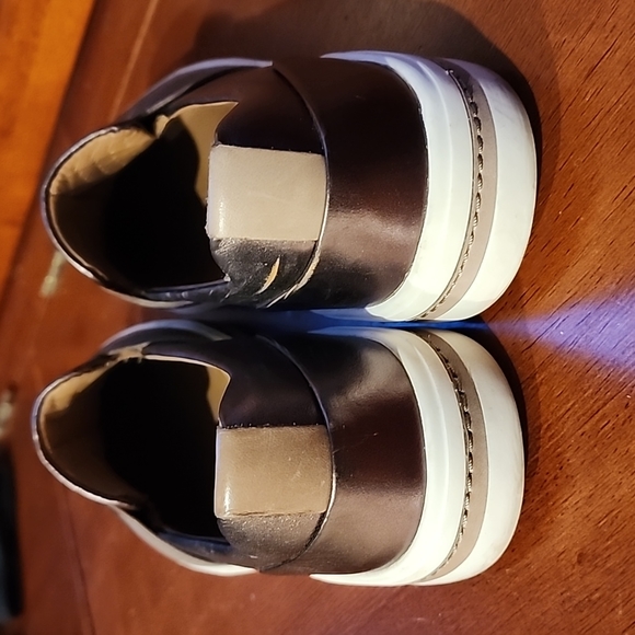 Clarks slip on shoes, size 7, Pebble Metallic - Picture 3 of 4